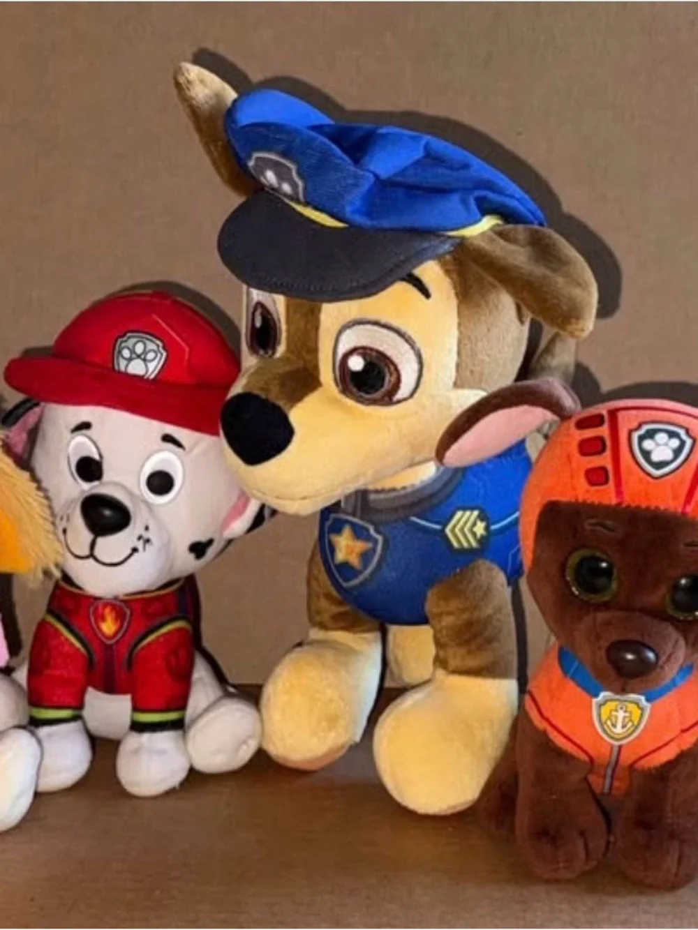 Paw Patrol lot of 5 plush. 9” 7” 6” C7